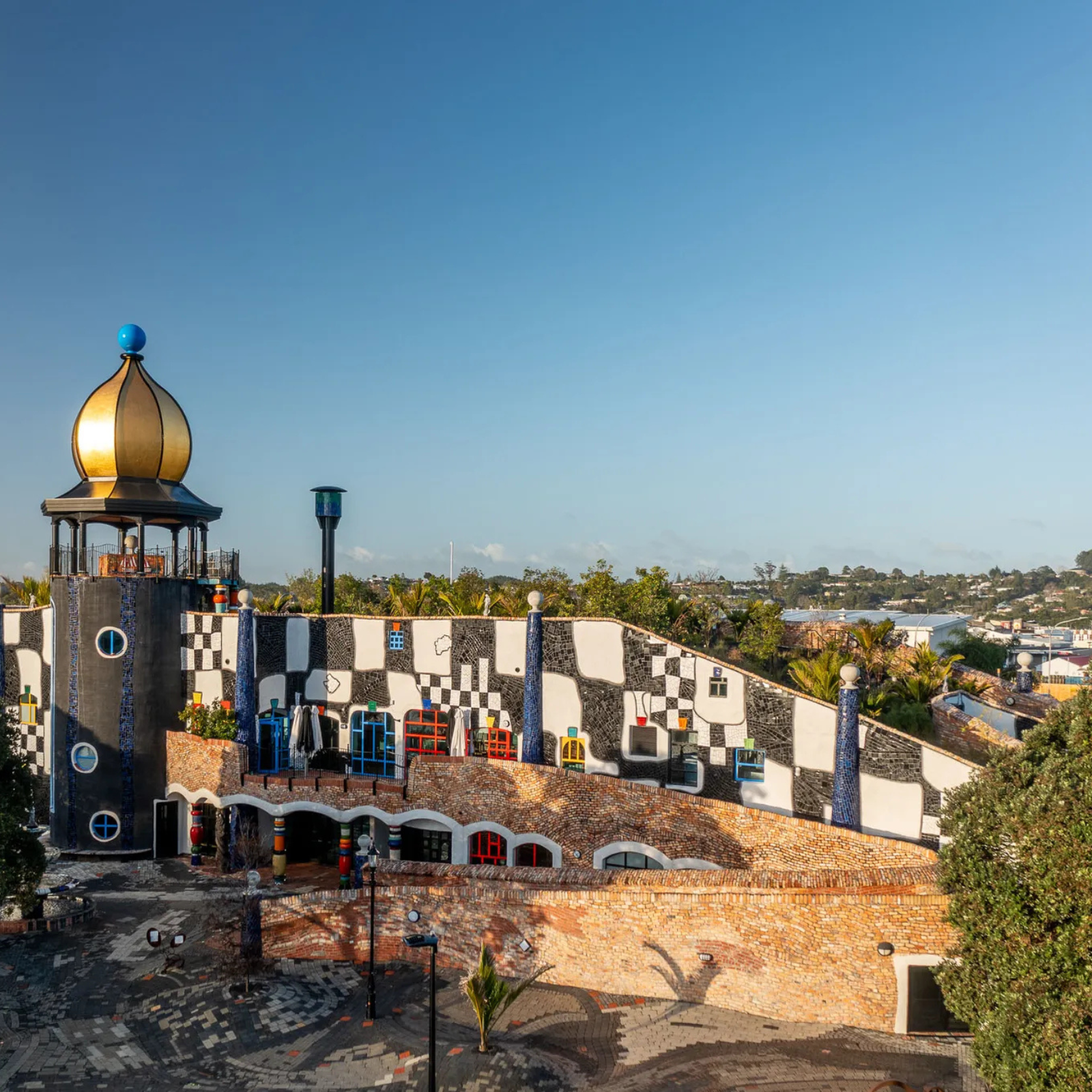 Hundertwasser and Māori Art Gallery